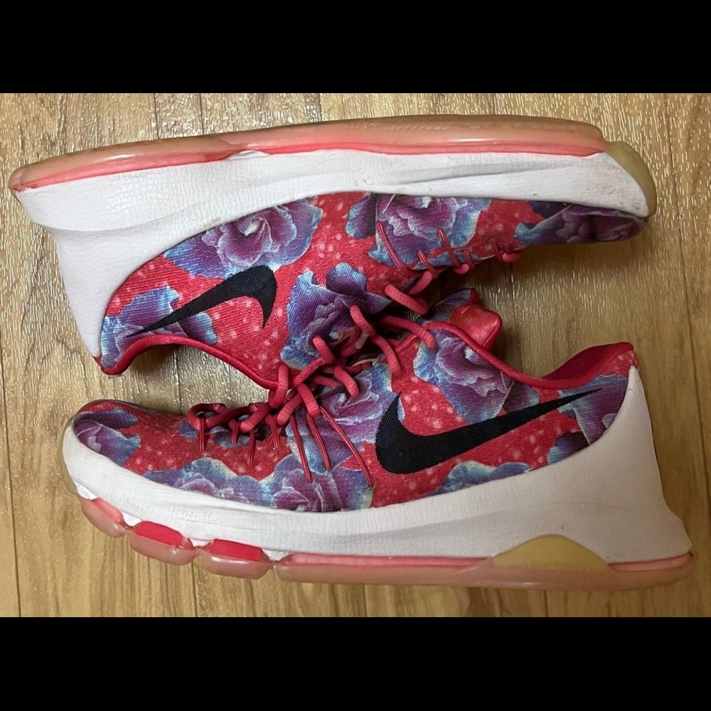 Nike KD 8 “Aunt Pearl” Size 9.5